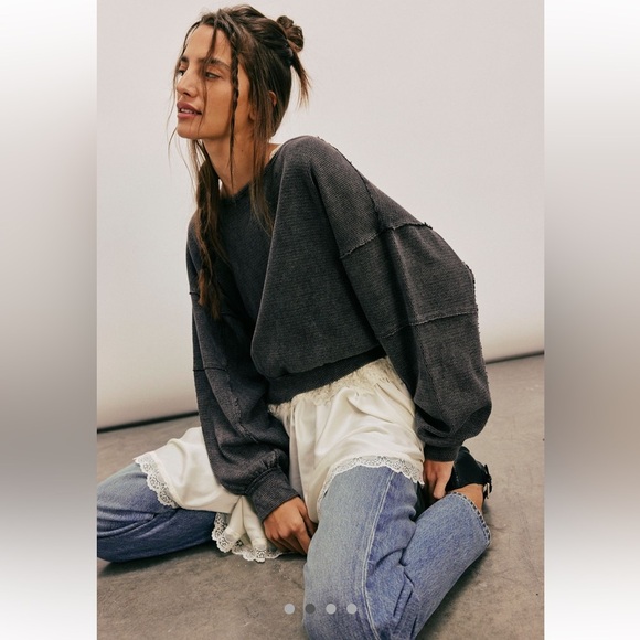 We The Free Ife Pullover Black Relaxed Fit Long Sleeves Womens Size Large - Picture 2 of 13